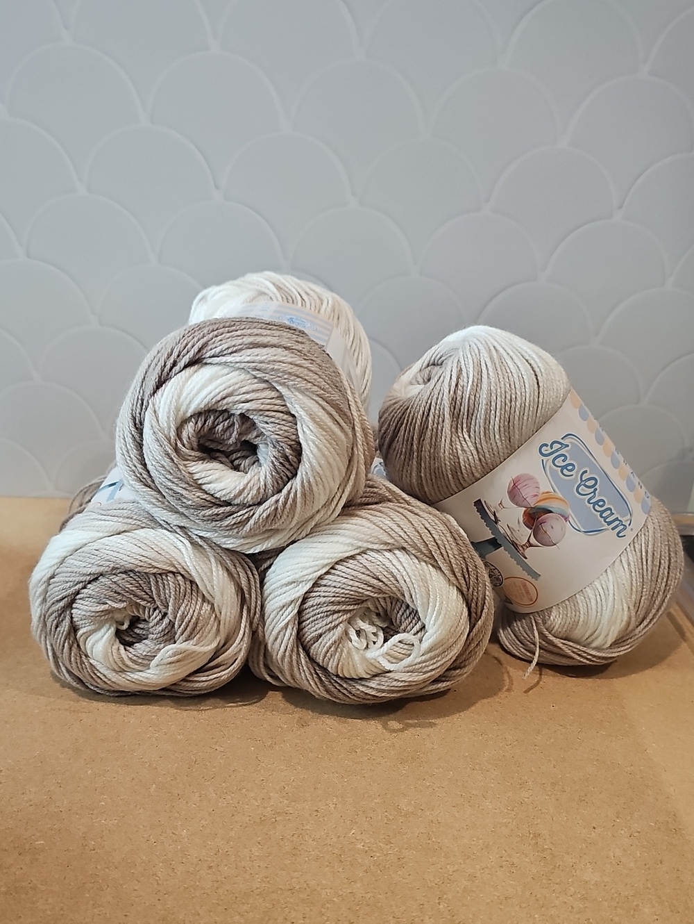 NWT 4-skein Bundle Lion Brand Ice Cream Acrylic Yarn - Coffee.